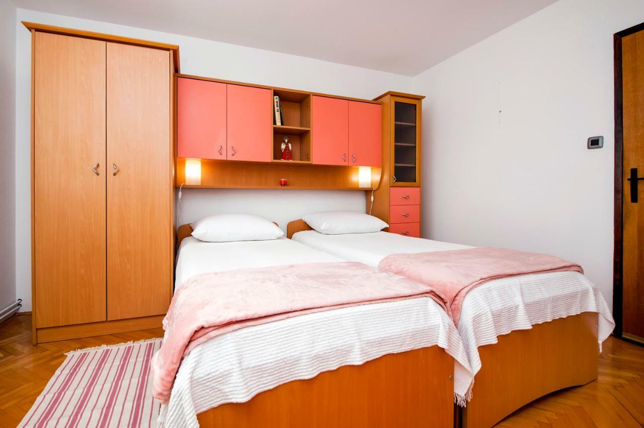 Apartment Nika Ровінь Екстер'єр фото