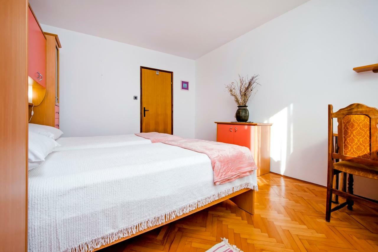 Apartment Nika Ровінь Екстер'єр фото